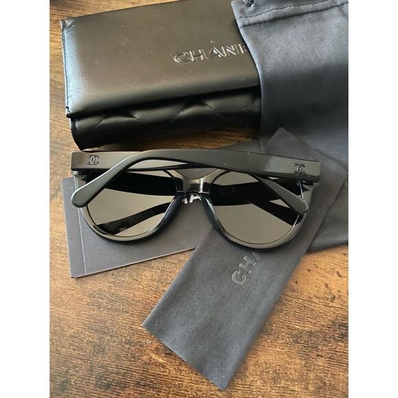 CHANEL Unisex Street Style Military Skater Style Sunglasses in Black NIB - Picture 5 of 9